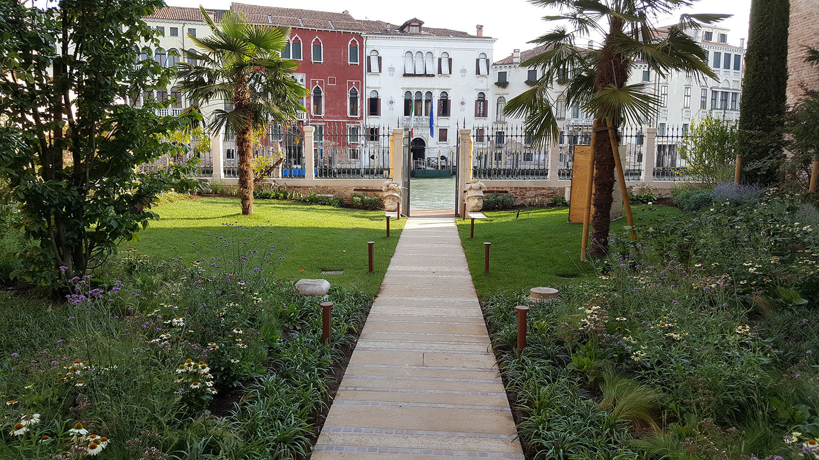 Palazzo-Venart-Garden-Grand-Canal-a
